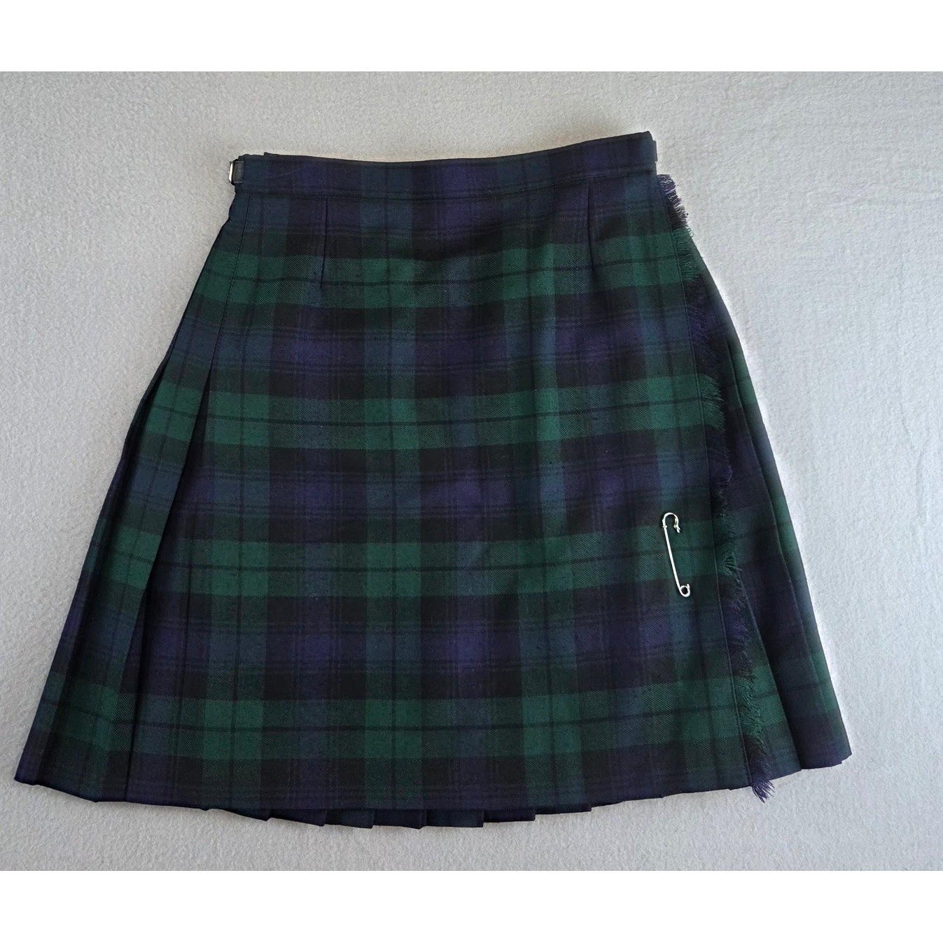 Pringle of Scotland Vintage Plaid Kilt Skirt Women’s Size 8 Dark Academia Preppy