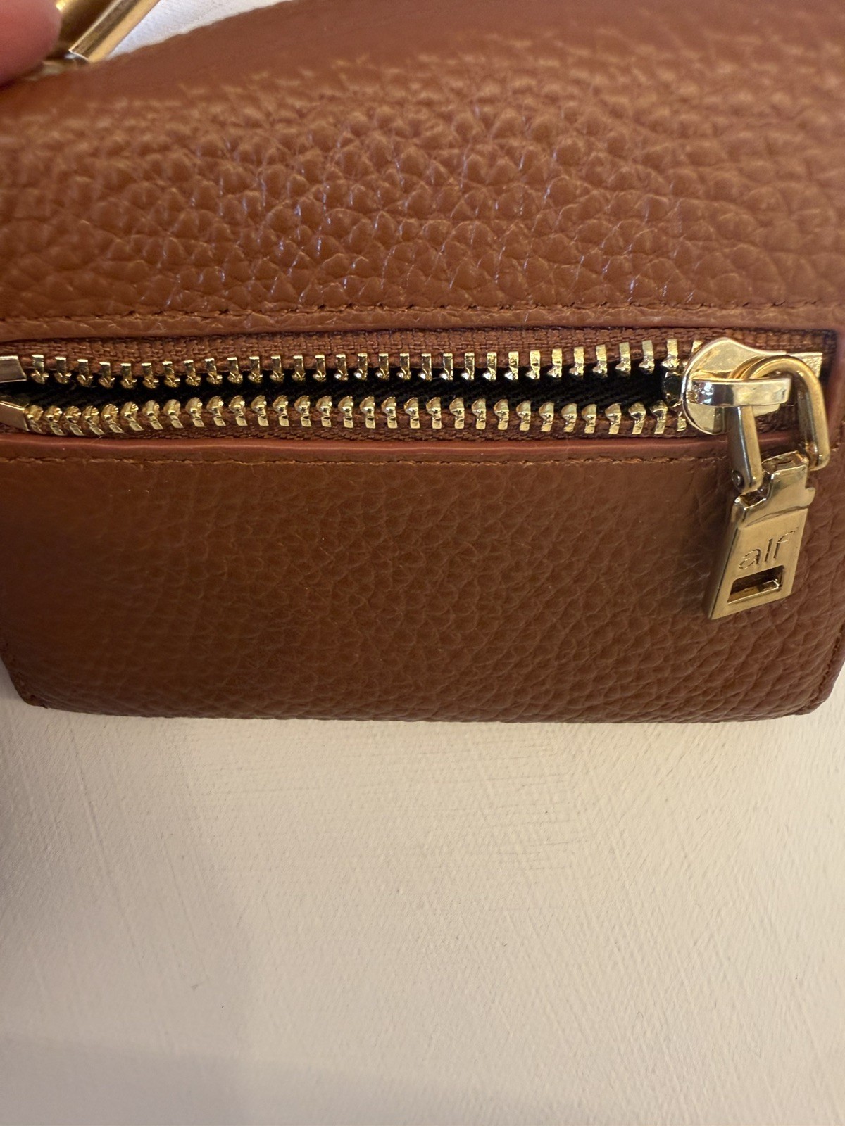 Alf the Label Carabiner Capsule Set Medium Pecan Leather Pouch + Elsie Wallet