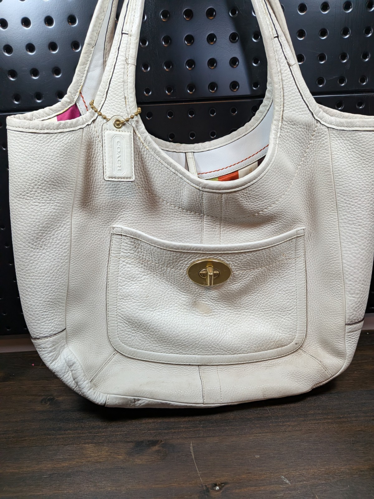 COACH Ergo Pebbled Leather Turn Lock Hobo Tote White 11640