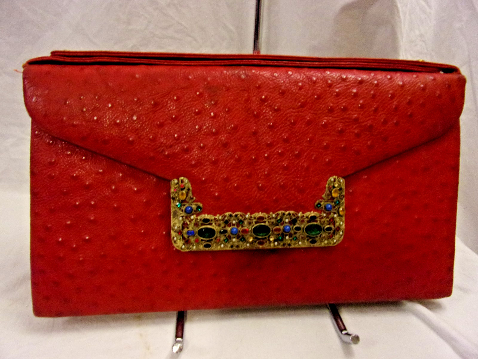 Vintage La Jeunesse Large Burgundy Ostrich Skin Amazing Jewel Clasp Clutch RARE