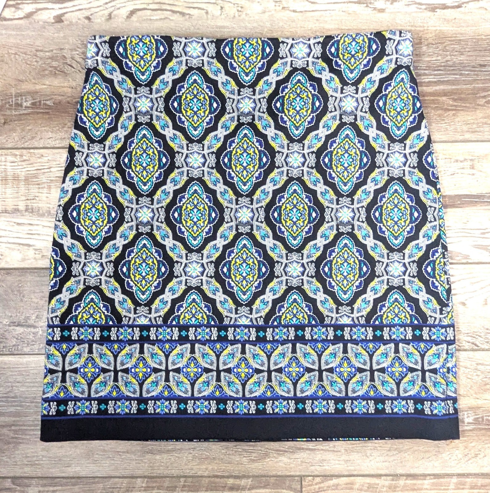Talbots A- line Knit Skirt Navy Blue Paisley Above Knee Size 16 Stretch Ponti