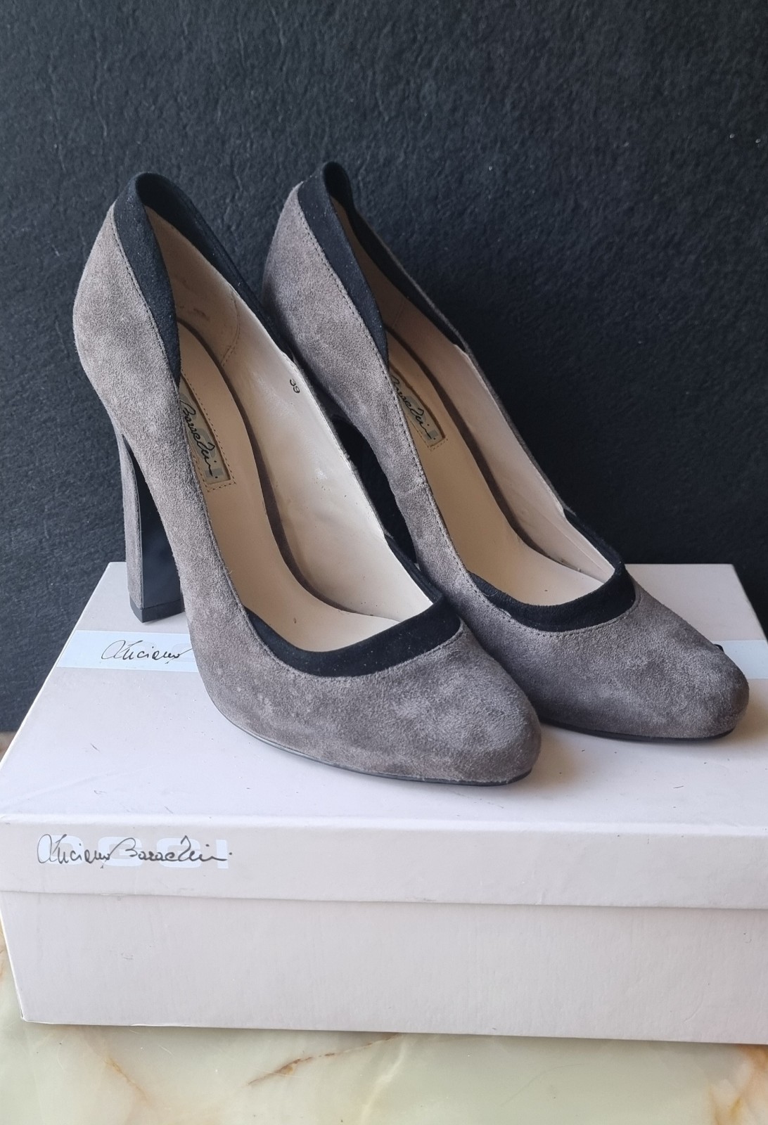 New and luxurious Luciano Barachini suede shoes: 39/12 cm