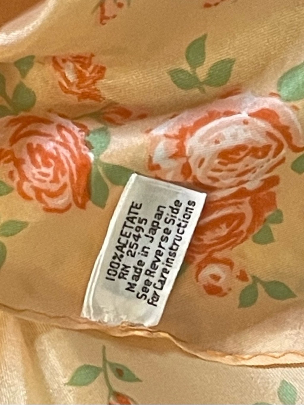 Vintage Tangerine Rose Print Scarf 23 In Excellent Condition