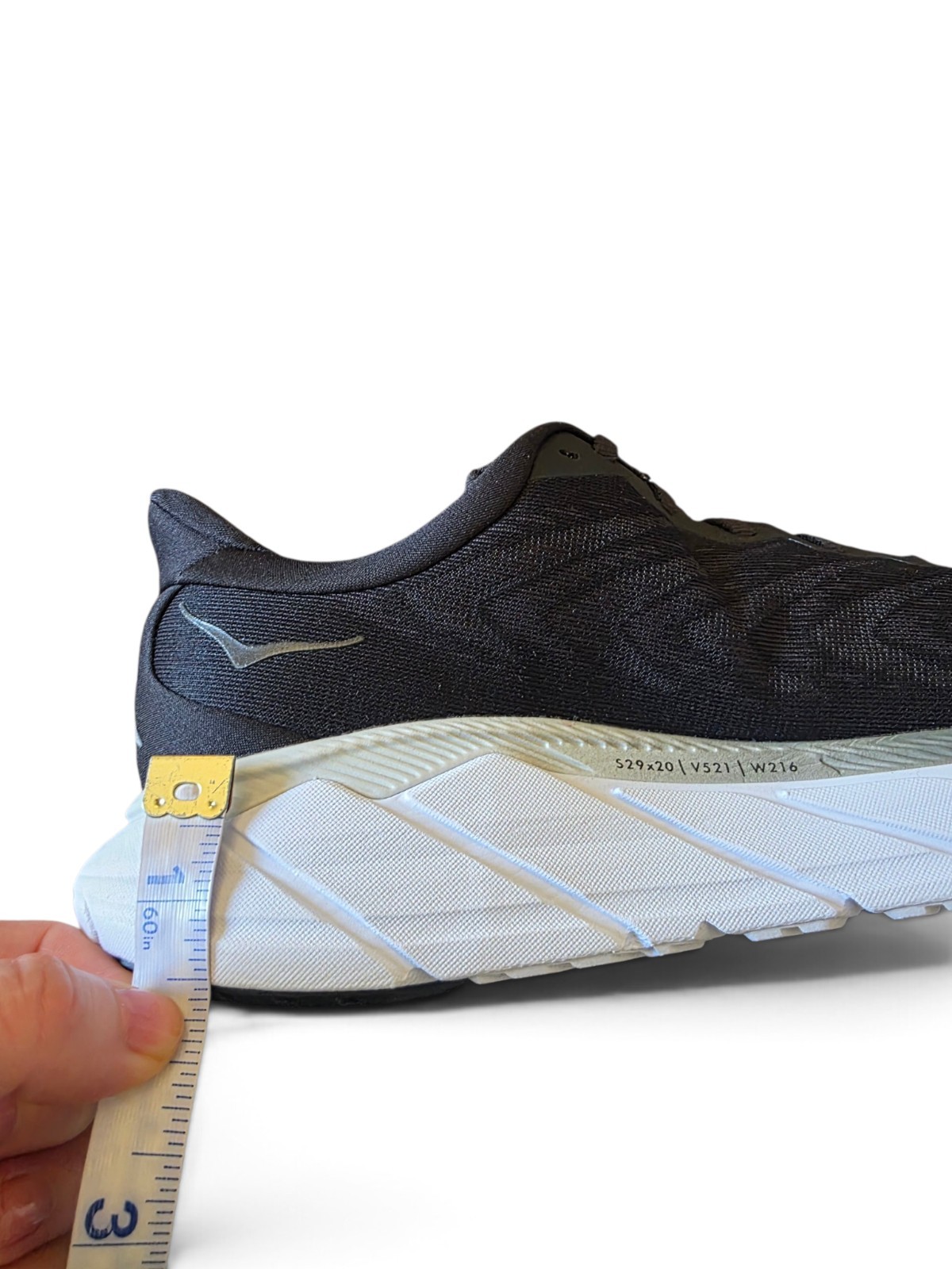 HOKA Arahi 6 Women’s 8.5 D Wide Black White Running Shoes 1123197 BWHT New