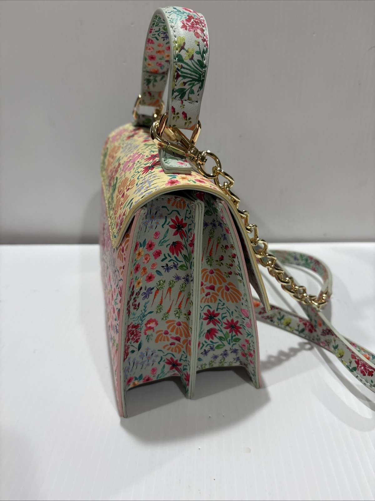 Betsey Johnson Spring Floral Yellow Bag Purse Crossbody Top Handle Basket charm