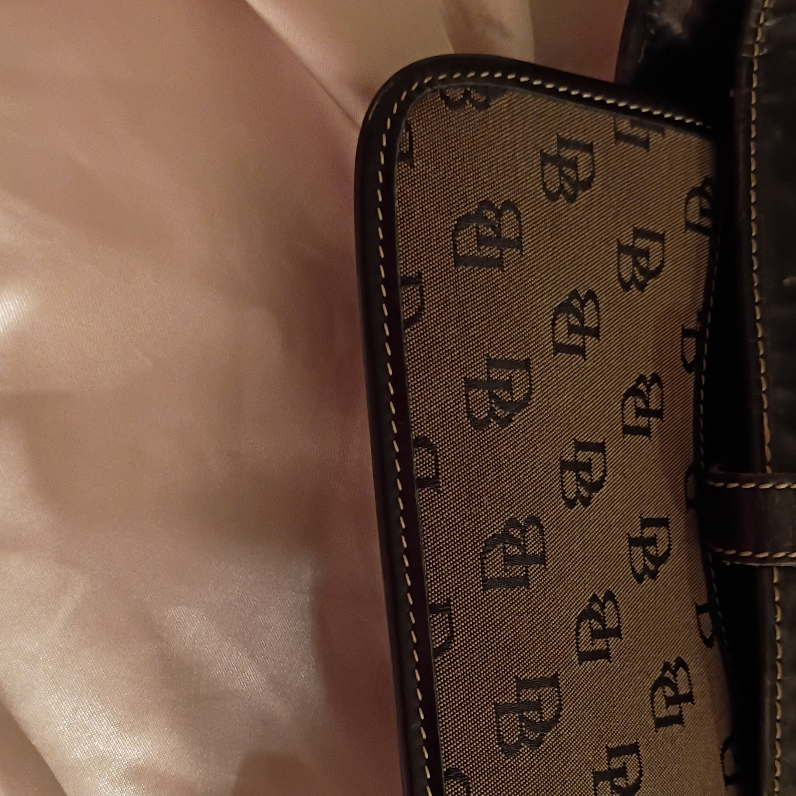 Dooney & Bourke Monogram Tote Brown/Black Double Handles Gold Hardware Pouch