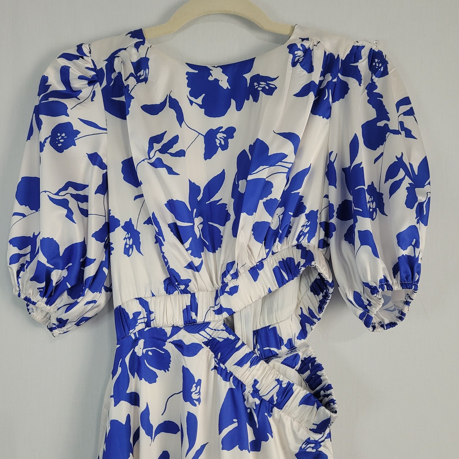 Petal + Pup Aminah Puff Sleeve Maxi Dress size XS white blue floral pockets, New