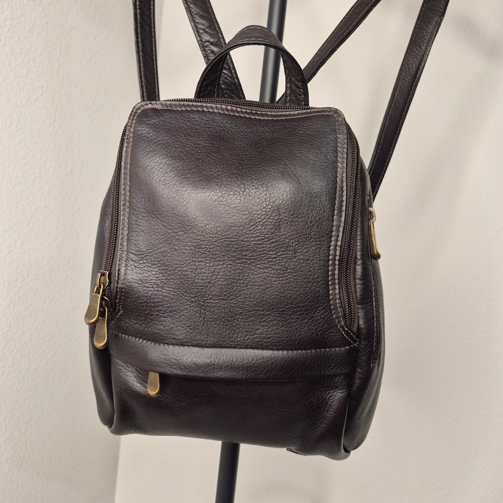 Le Donne Leather U-Zip Backpack Dark Brown Mini Sling Bag Made in Colombia Brass