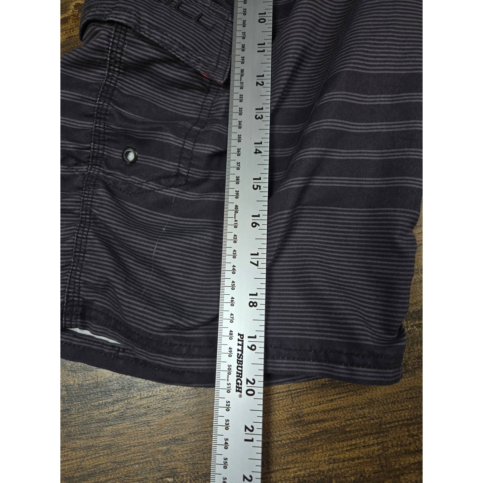 ONeill Mens Striped Board Shorts Red Charcoal Grey Cargo Pocket Size 29