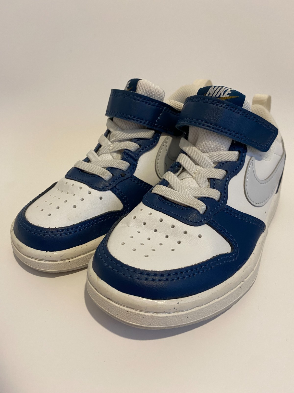 (Size 10.5c) Nike Court Borough 2 Low White Valerian Blue FREE SHIPPING