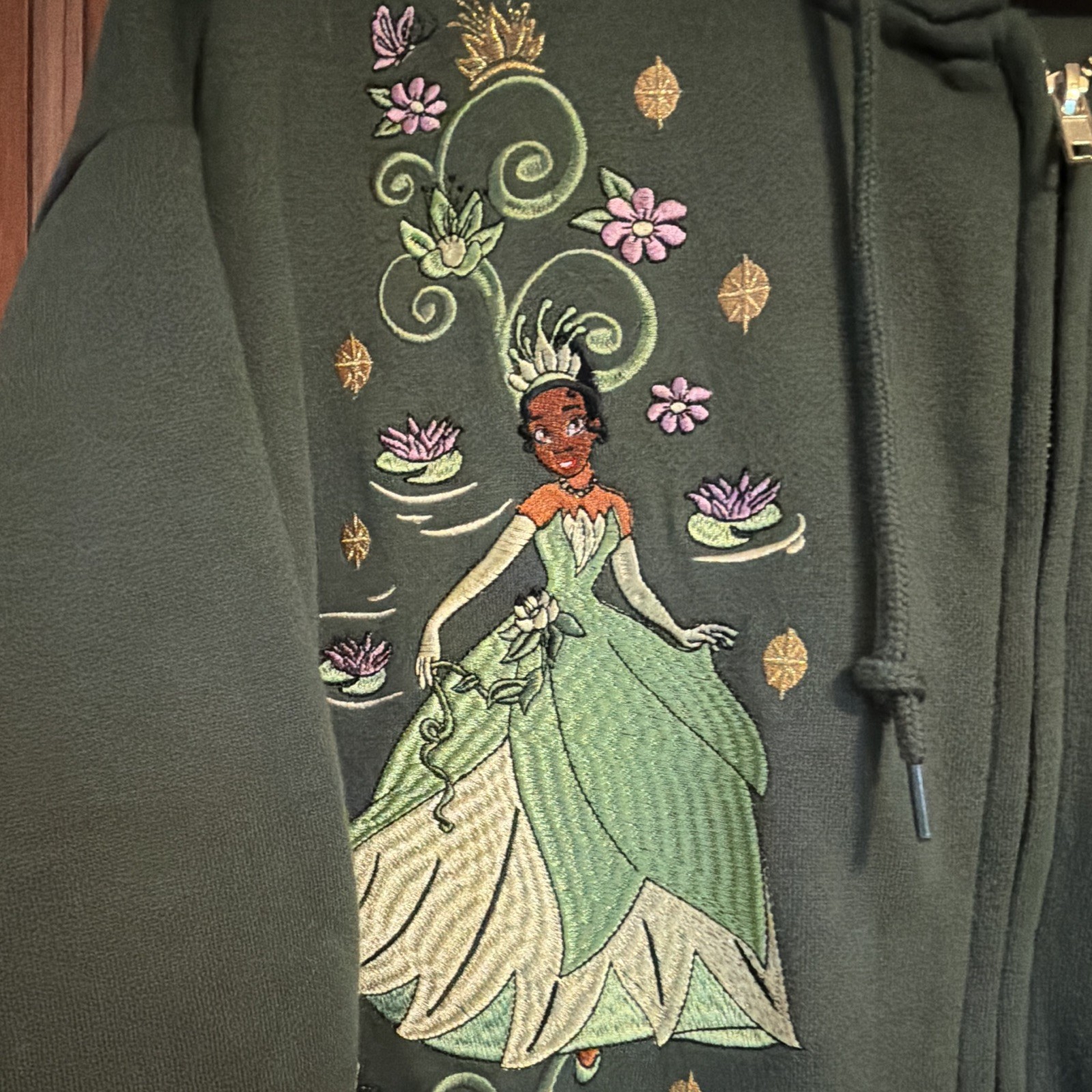 Disney BoxLunch Tiana Princess Green Full Zip Hoodie Hooded Pockets Women M