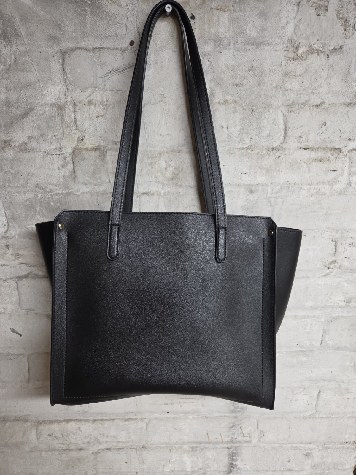 Nanette Lepore Black PU Leather Shoulder Bag With Clip On Wallet