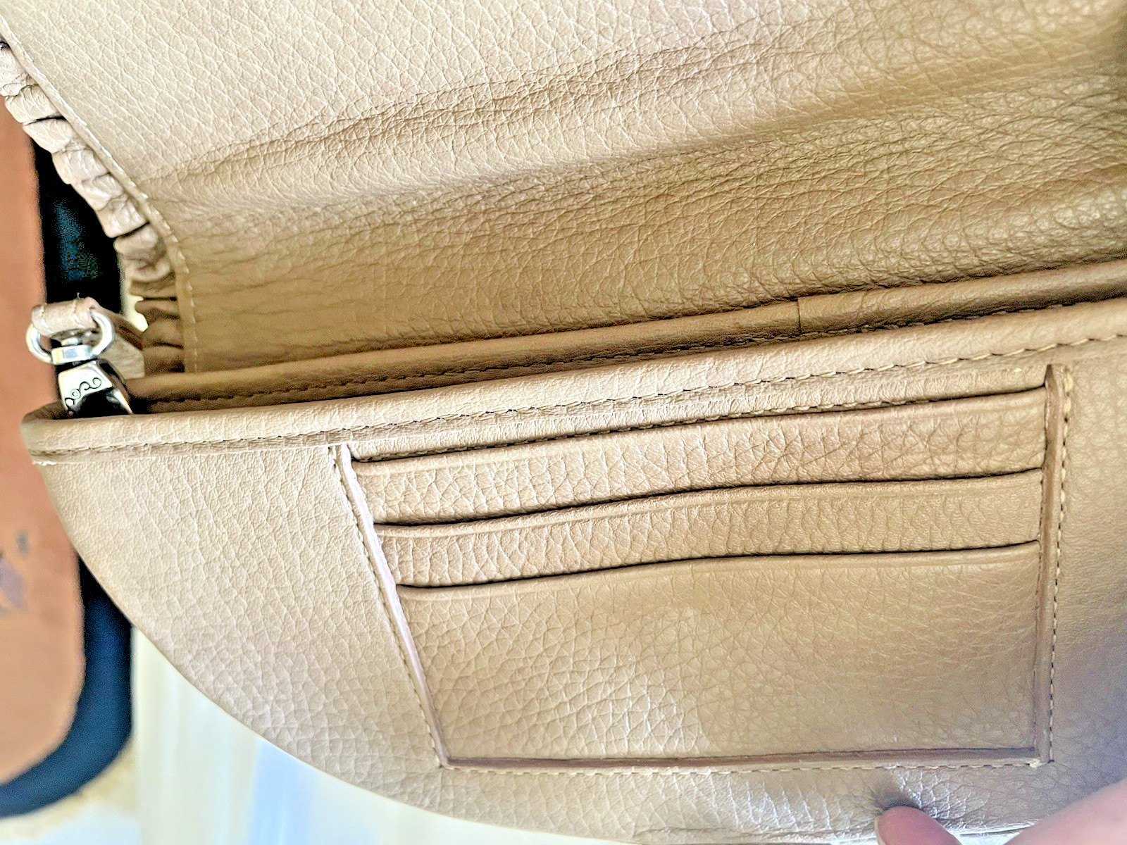 NWOT Brighton, Half Circle, Frilled Leather Wallet, Cross Body Purse Chain