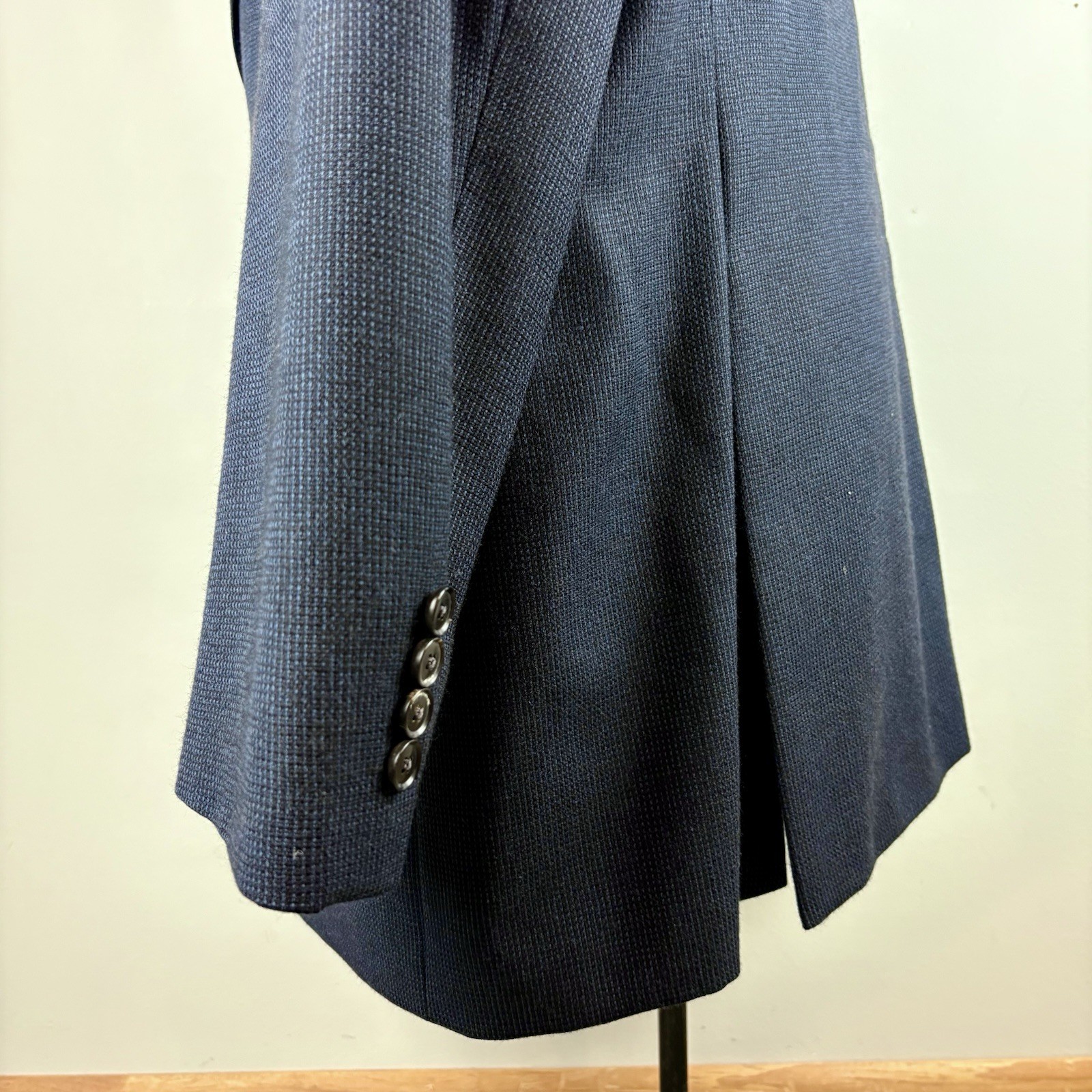 Hugo Boss Pasolini 48L blue black nailhead wool cashmere sport coat