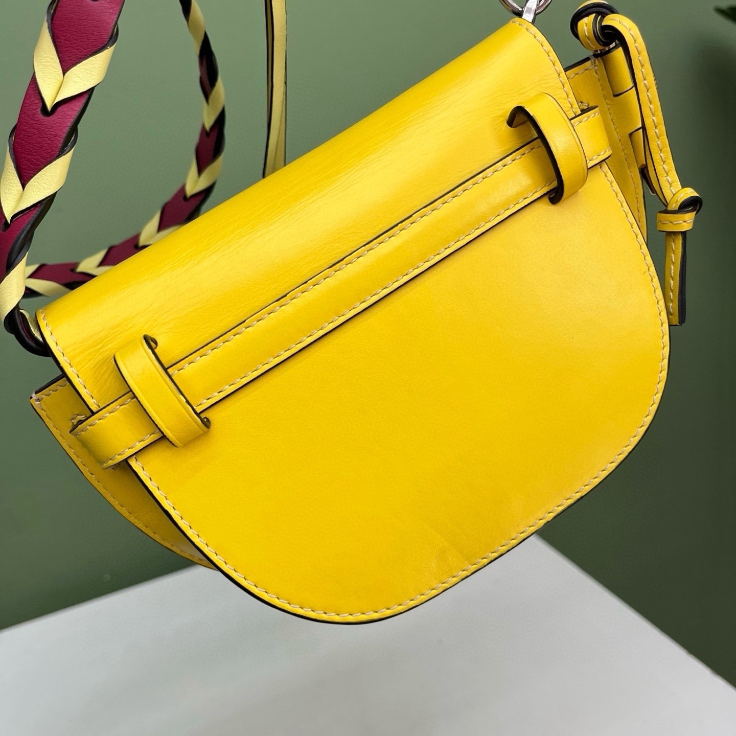 Loewe Pre-Owned Authentic Saddle Bag Yellow 19*13*9 Free Tracked Shipping