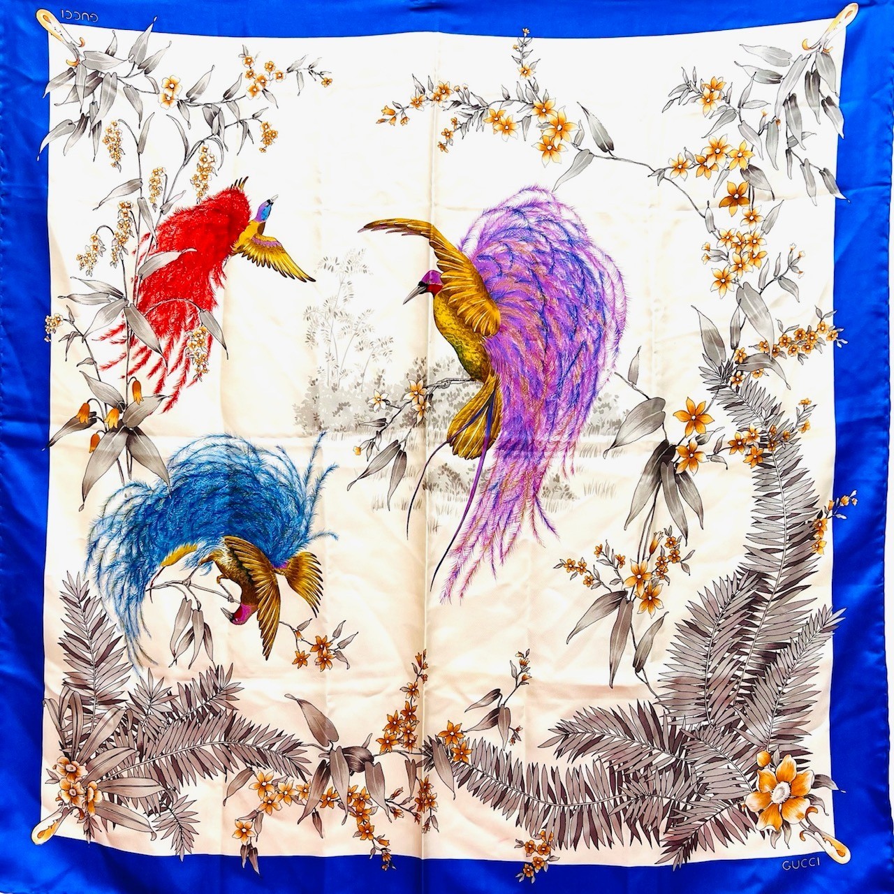 Beautiful Birds Paradise Gucci 100% Silk Satin Scarf 34″ Ivery Blue (45)
