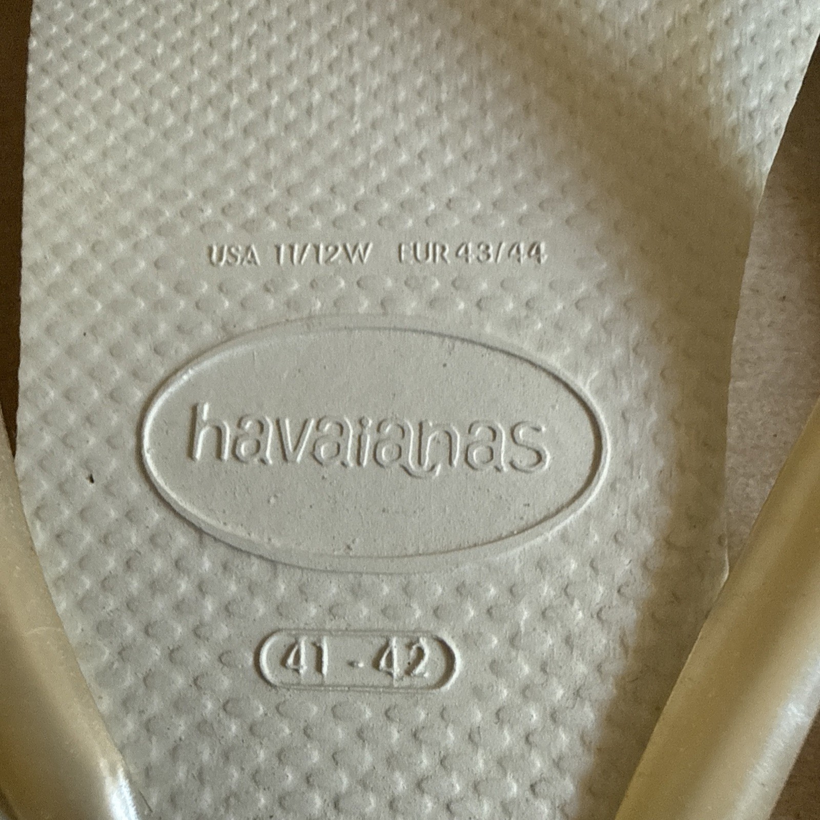Havaianas Slim White Pearlized Straps 41/42 – New