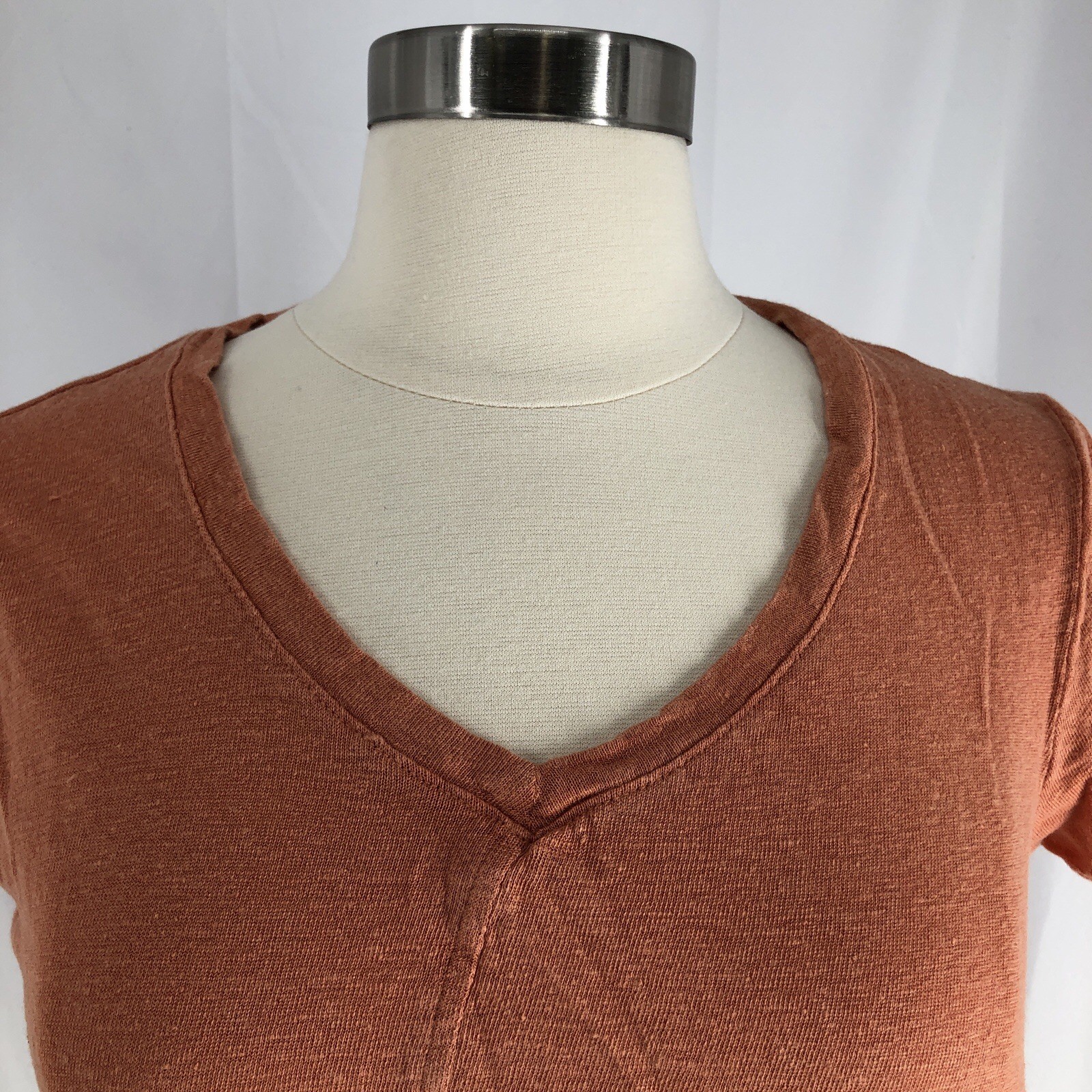 Tahari 100% Linen V-neck T-Shirt Orange Medium