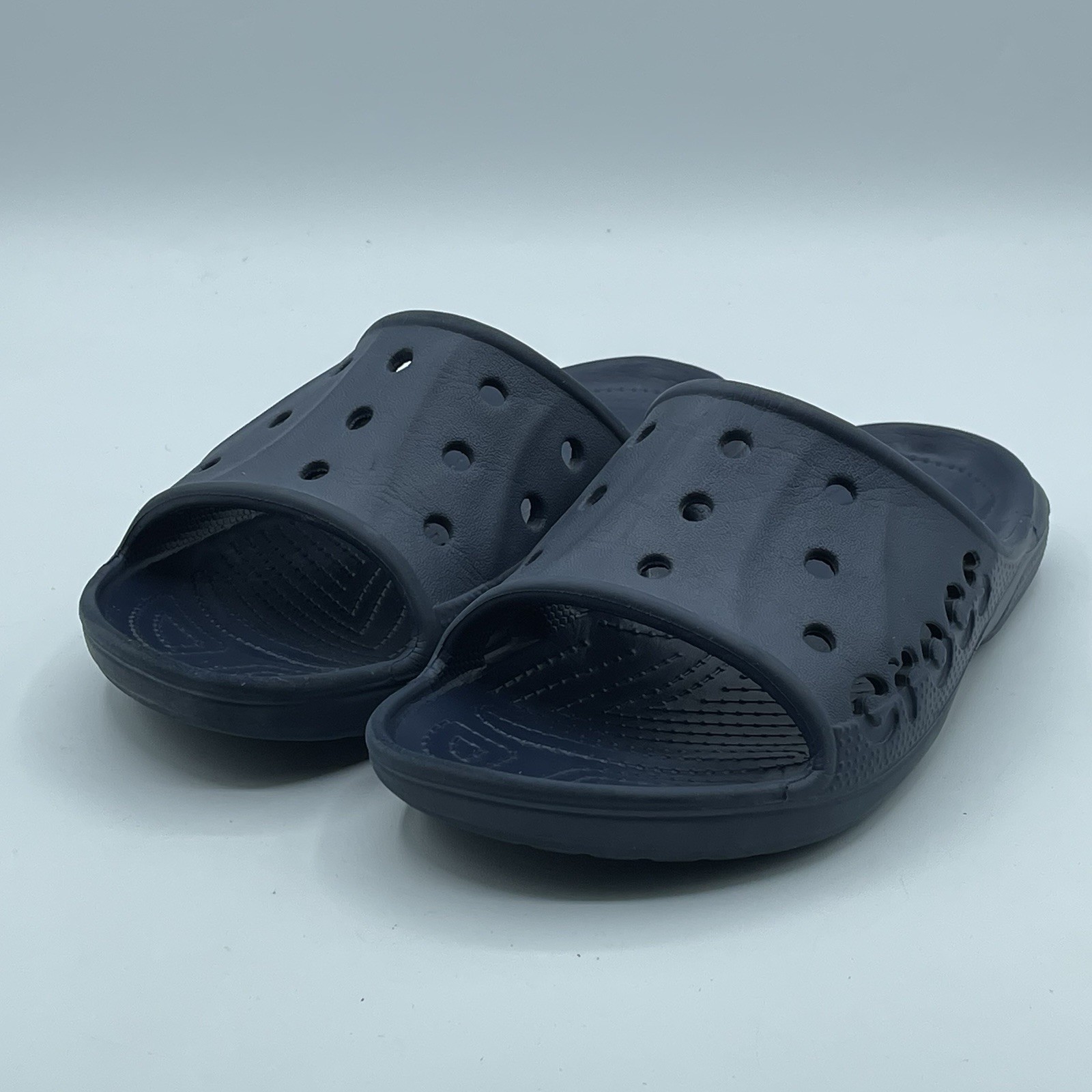 Crocs Men’s 5 Women’s 7 Sandals Baya II Slides, Waterproof Shower Shoes Navy
