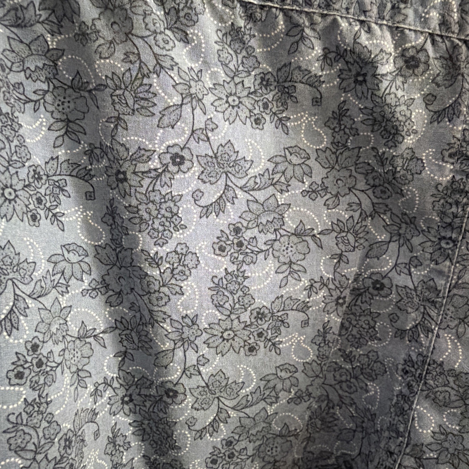 Woolrich Women’s M Short sleeve button up 100% Cotton, Sky pattern see pics