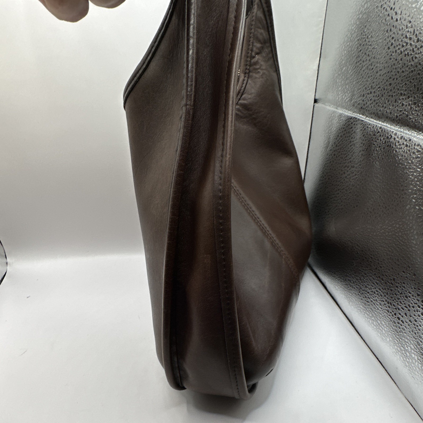 vintage Coach Ergo Zip Hobo Shoulder Bag crafted from mahogany brown leather.