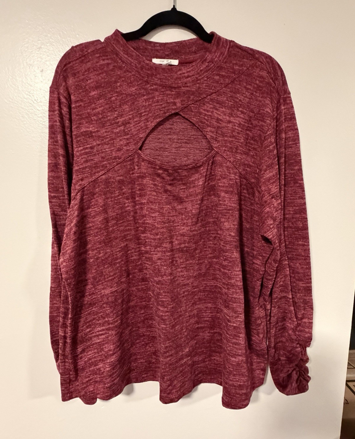 maurices 2X Burgundy Heathered Knit Crew Neck Long Sleeve Pullover Cutout Top