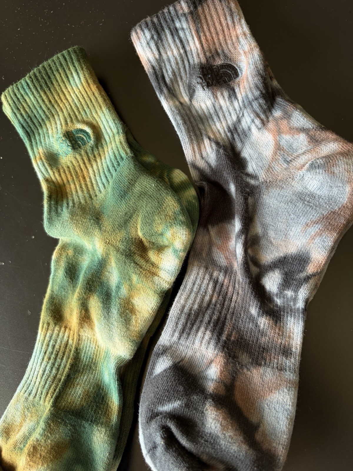 The North Face Women’s Cotton Blend Tie-Dye Crew Socks 2 Pairs