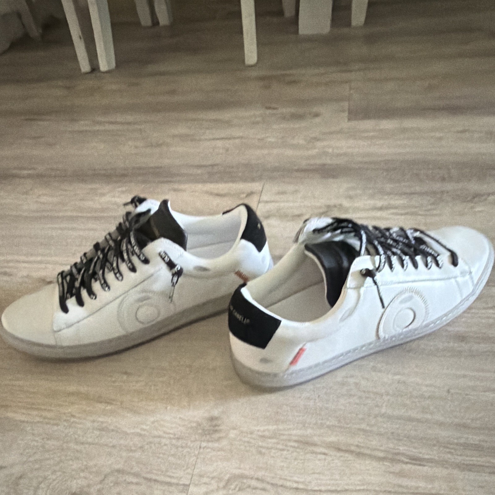 Oliver Cabell Yin Yang Men’s Leather Low-Top Lace-Up Sneakers White/Black 10