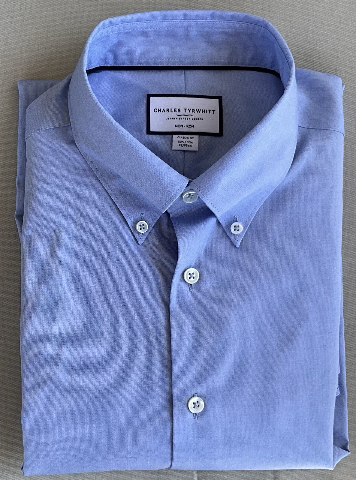 Charles Tyrwhitt Oxford Pinpoint Stretch Non-iron 16.5/35 Sky Blue