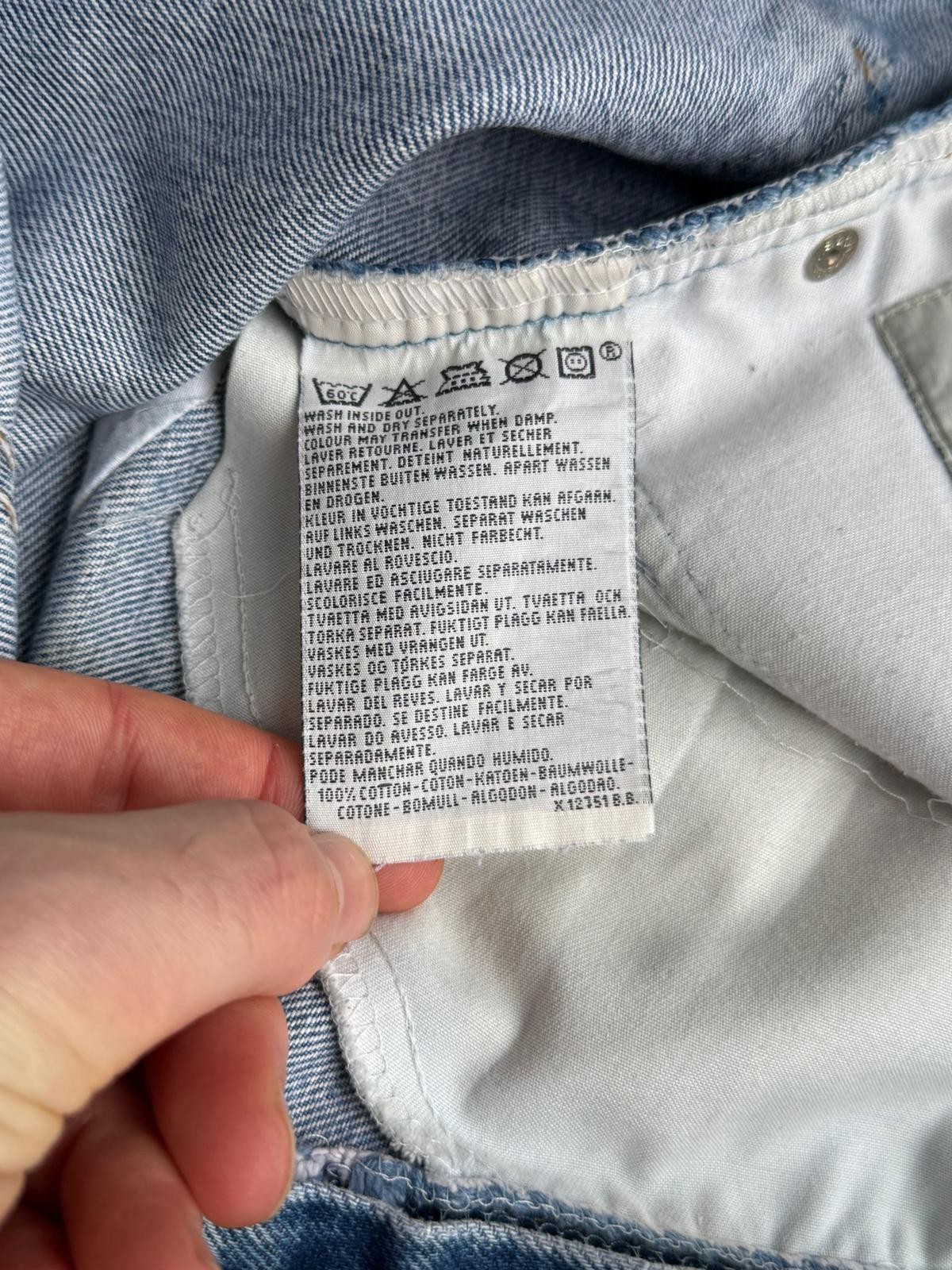 90s Vintage Levi’s 615 Distressed Orange Tab Blue Denim Jeans – W38″ x L27″