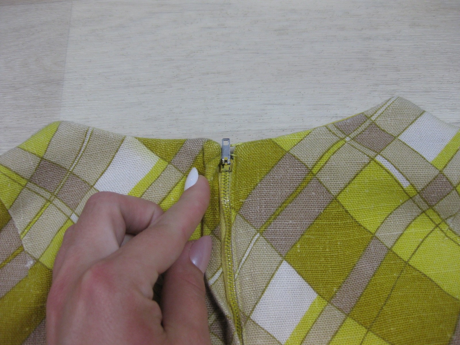 Vintage 60s Mini Sheath Shift Dress (S) Plaid Yellow Day Glo Sleeveless MOD