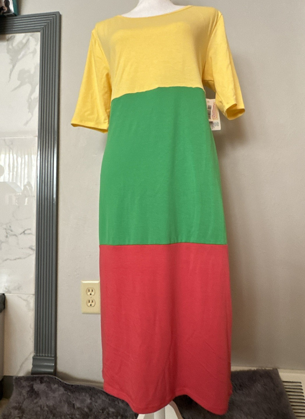 LuLaRoe Julia Form Fitting Dress XL Extra Large Bodycon Color Block Style
