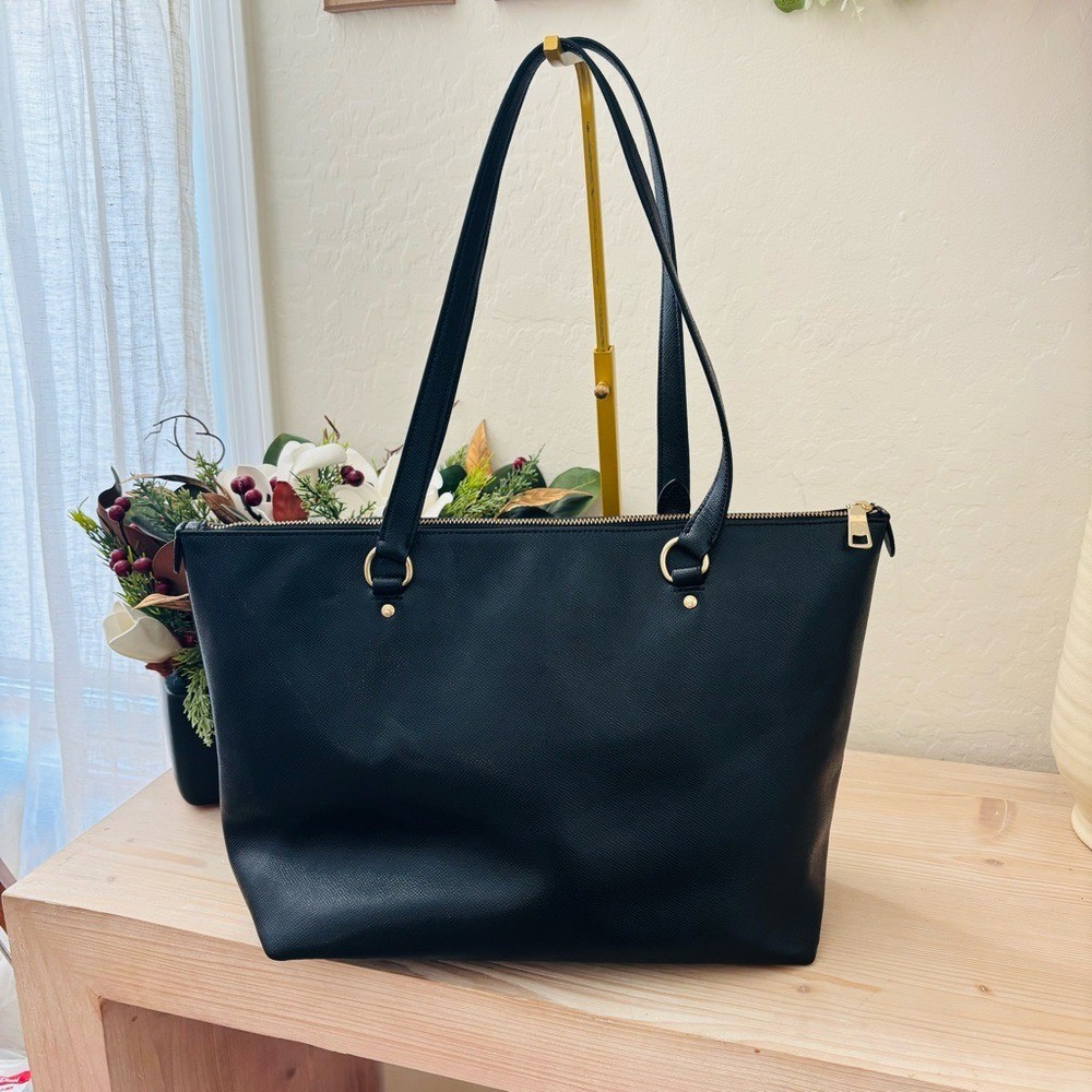 Coach Gallery Tote Bag Black Leather Gold Accents F79608