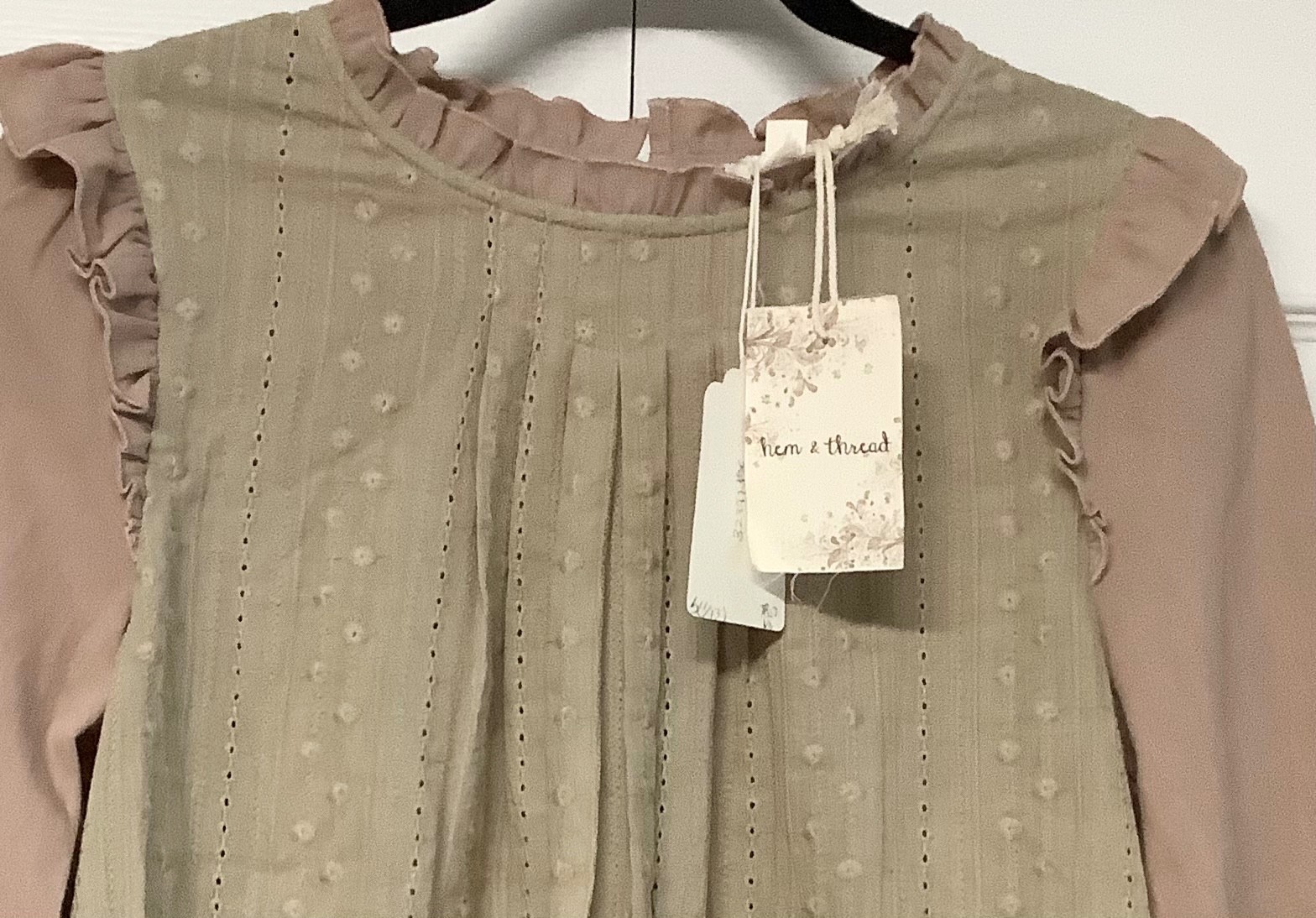 Hem & Thread Women’s Blouse SZ S Colors Milk Chocolate & Latte Eyelet Front NWT