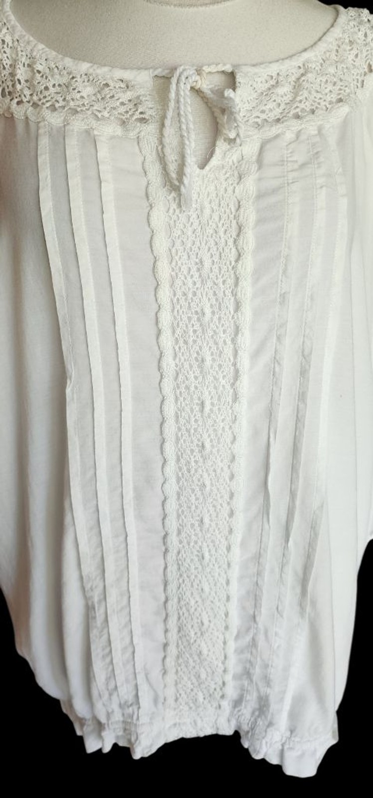 Old Navy White Lace Boho Blouse XXL 3/4 Sleeve Peasant Top Eyelet Tunic