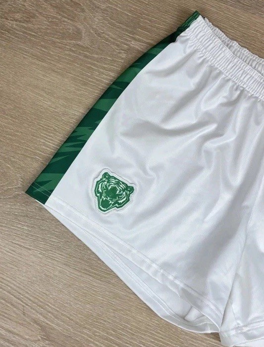 Nike Women’s Athletic Soccer Shorts Sz. M NEW White/Green FJ9602-100 TIGERS