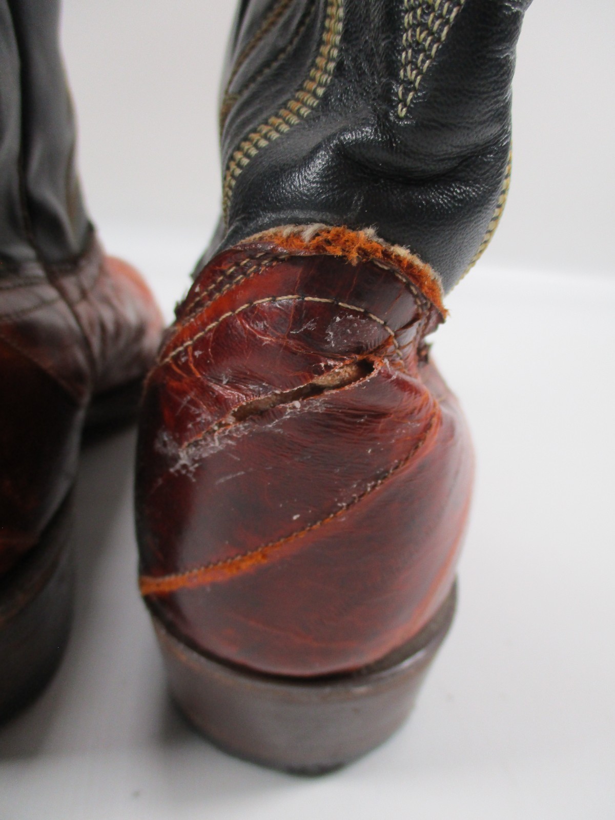 Vtg J. Chisholm Rare EXOTIC Leather Pattern Men’s Western Boots Sz 10 EE USA