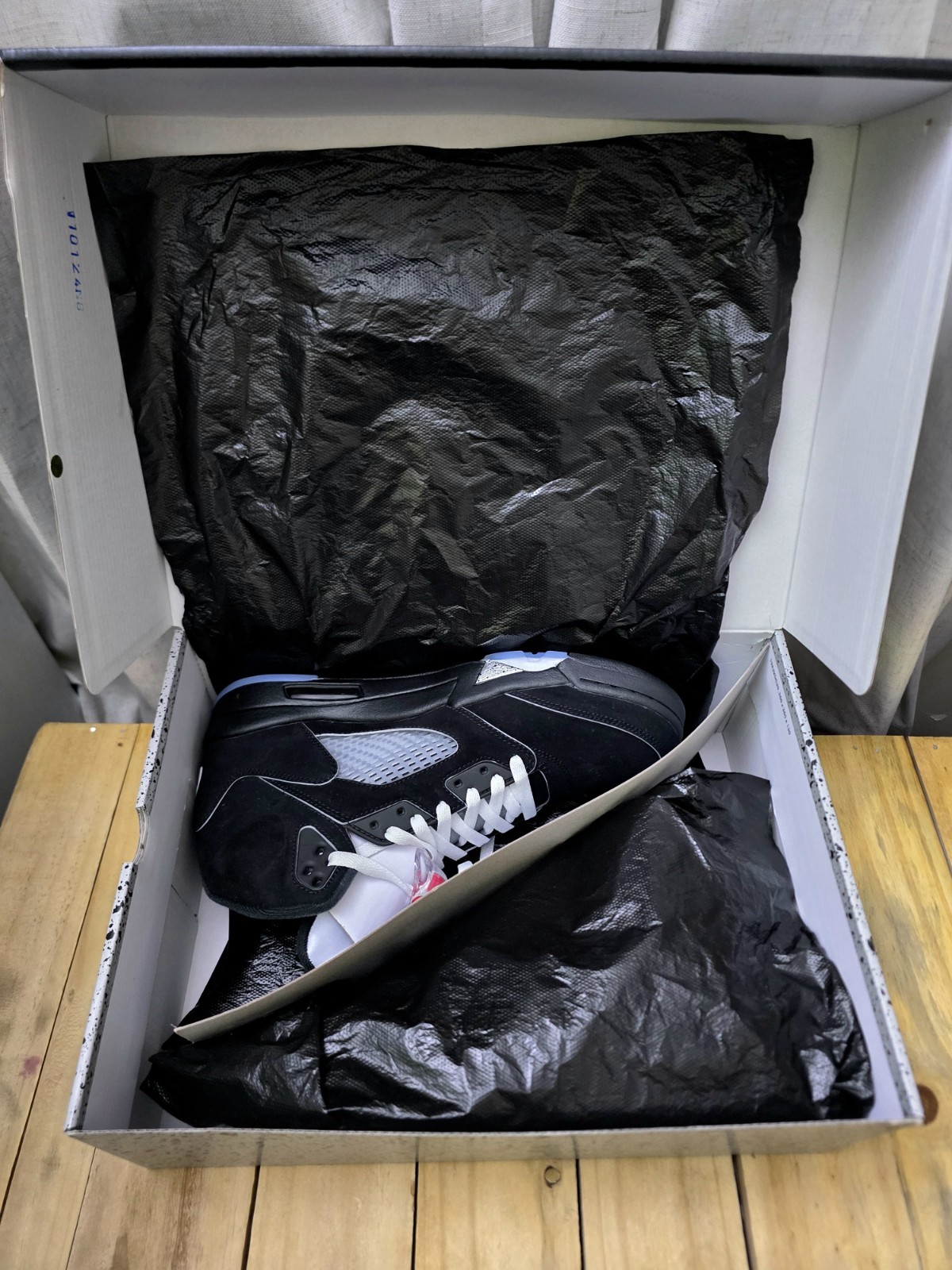 Jordan Air Jordan 5 Retro OG Black Metallic Reimagined Black/White HF3975-001