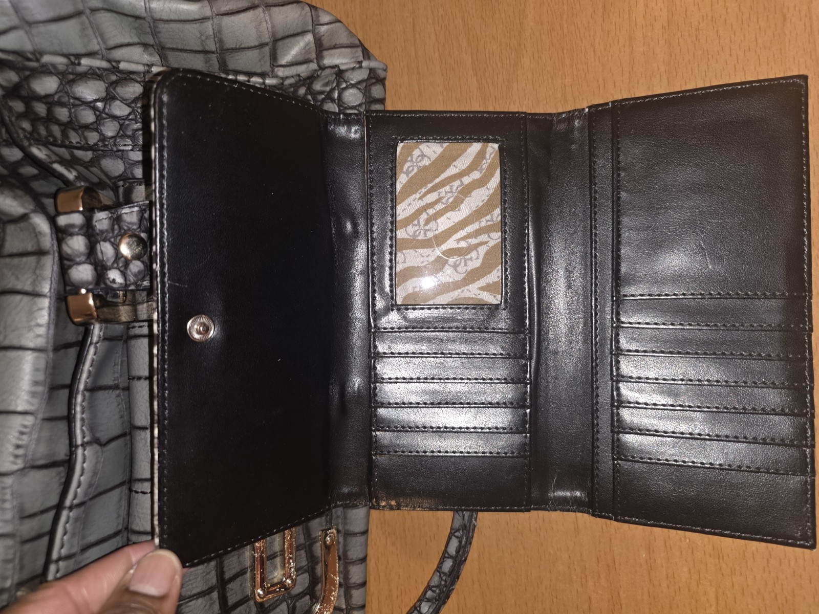 GUESS Gray/Black Croc Embossed Satchel Top Handle Bag With Wallet