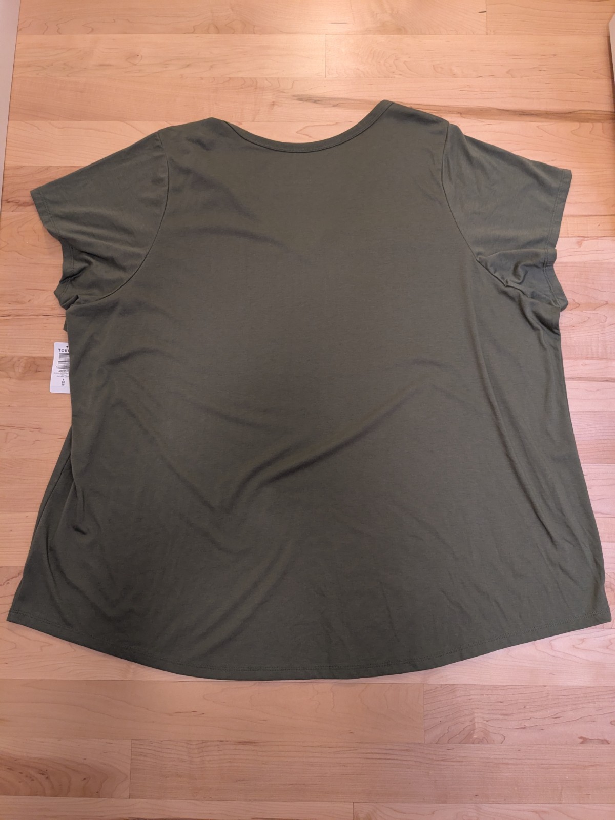 6 Torrid Classic Olive Girlfriend V Neck Short Sleeve Top Tee Shirt 6X 30