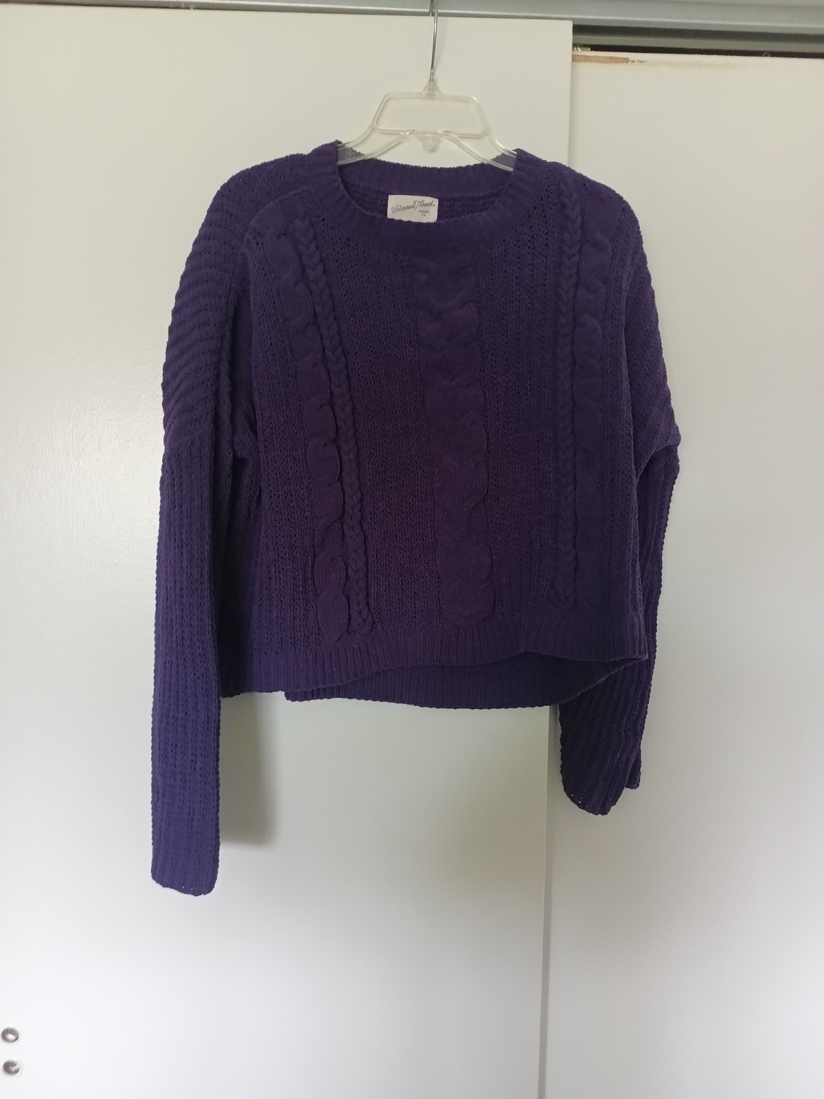 Universal Thread Women’s Purple Solid Cable Knit Crew Neck Pullover Sweater S