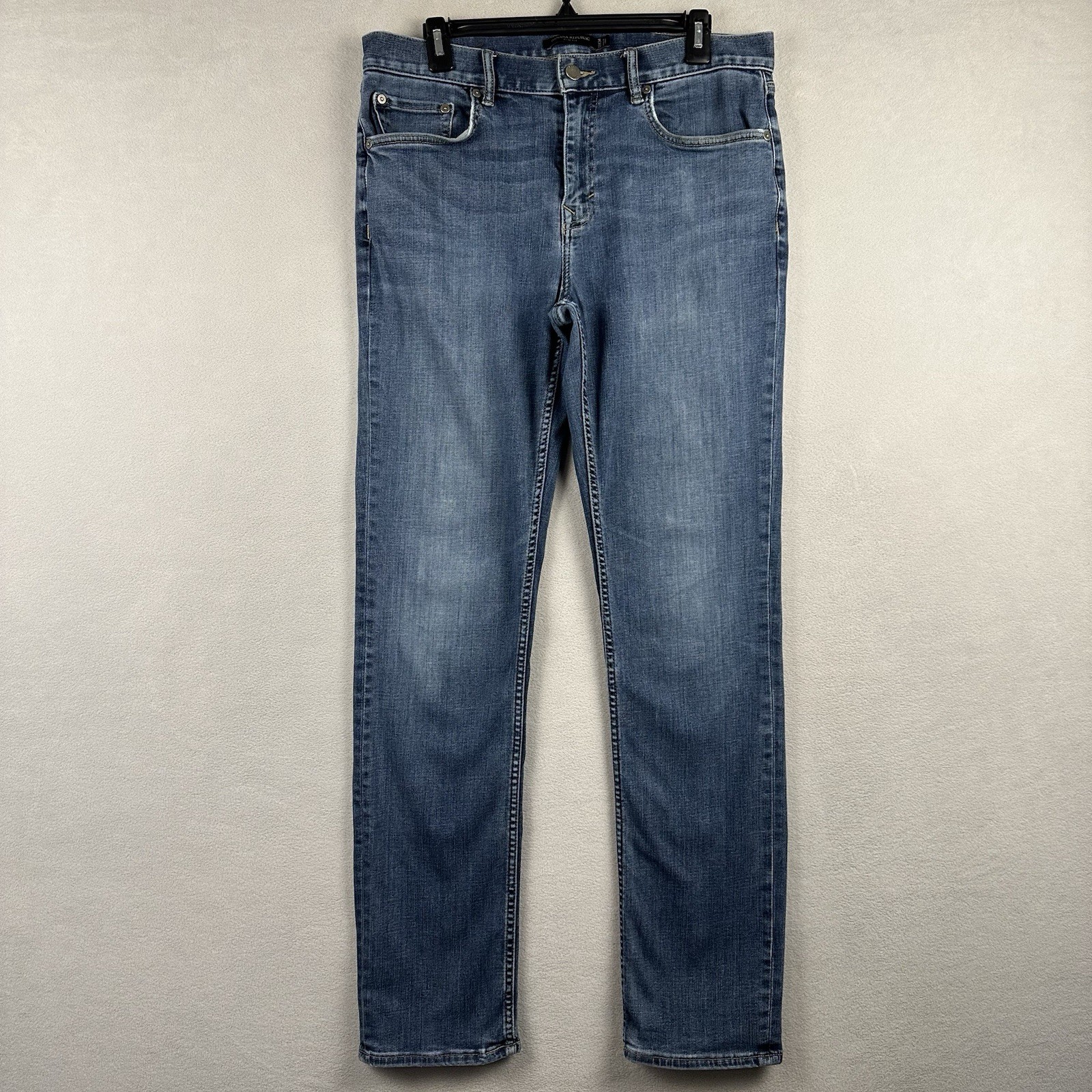 Banana Republic Slim Fit Jeans Men’s Tag 33×34 Fits 33×33 Med Wash Stretch Denim