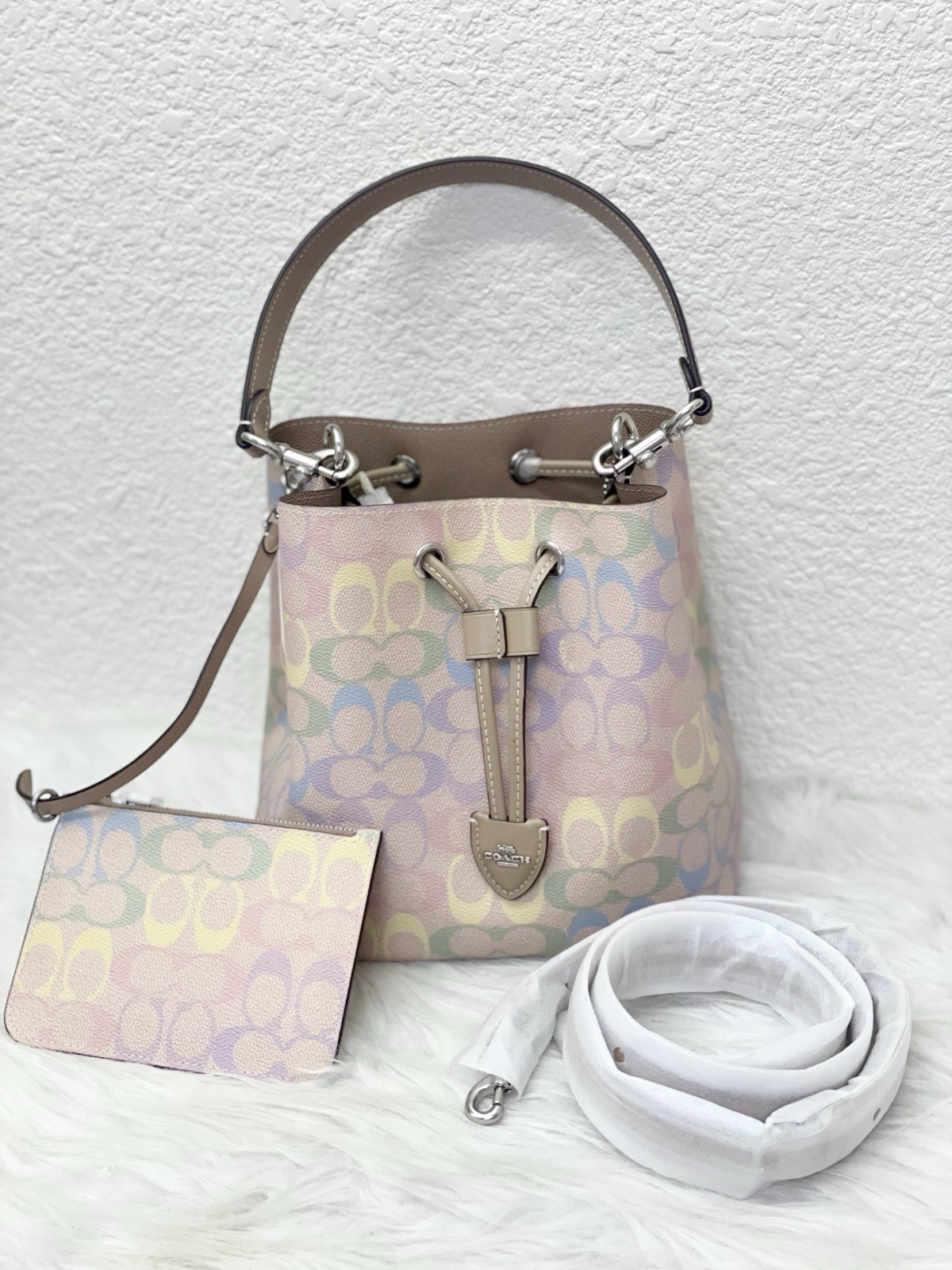 NWT Coach Rowan Bucket Bag In Rainbow Signature Canvas CDA92 Sand Multi