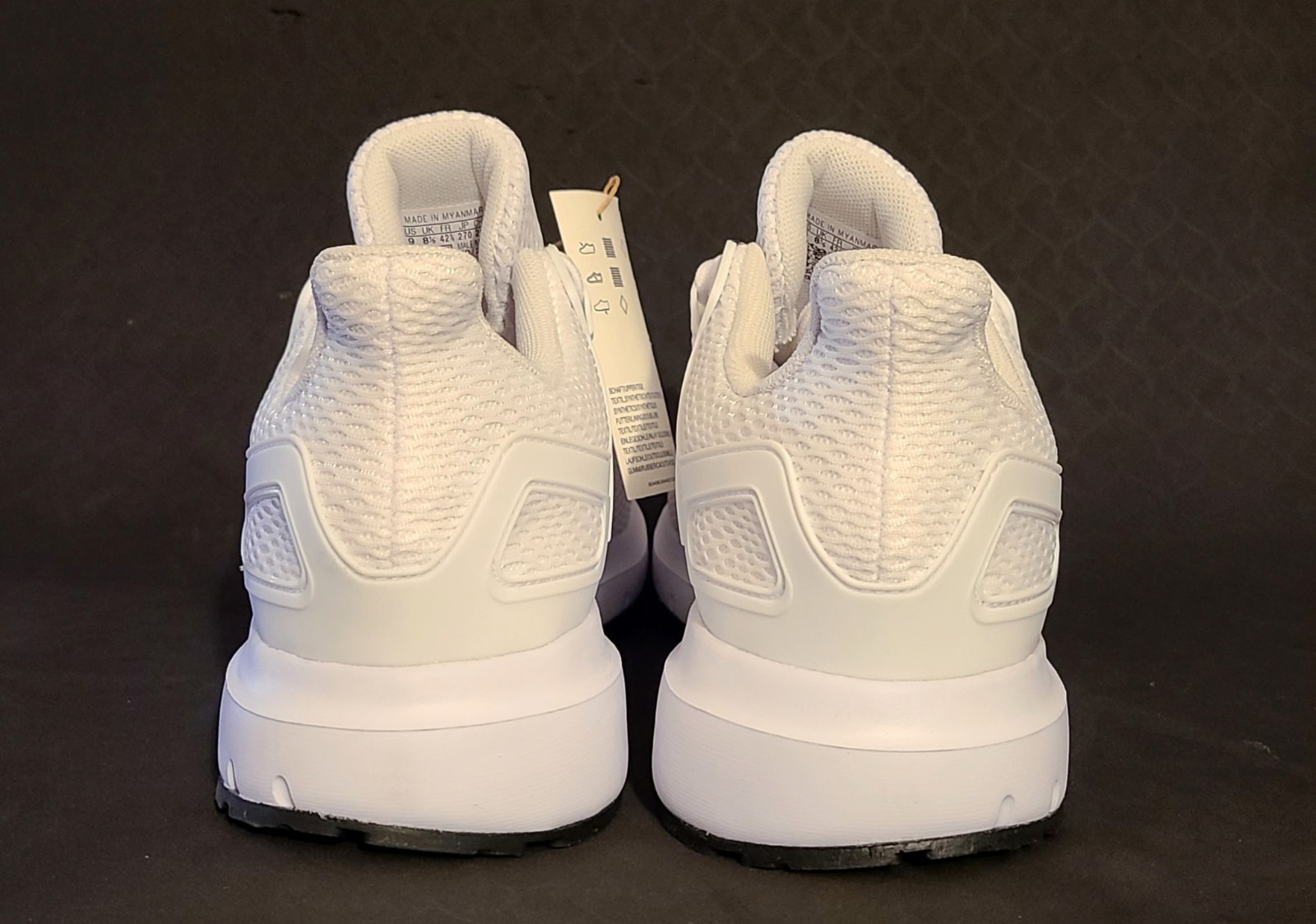 adidas Ultimashow FX3631 Cloud White/Cloud White/Grey Two Men’s Athletic Sneaker