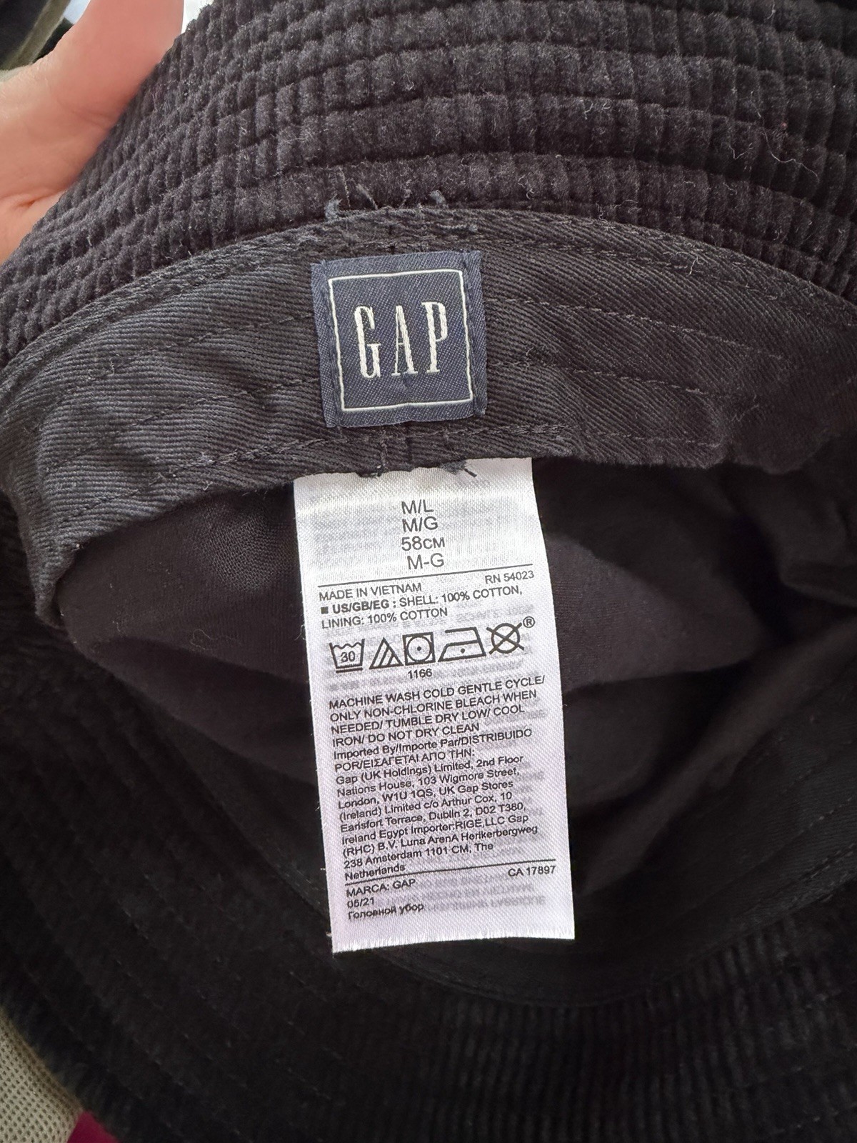 GAP Black Solid Bucket Hat Men’s M/L Casual Everyday Wear Classic Style