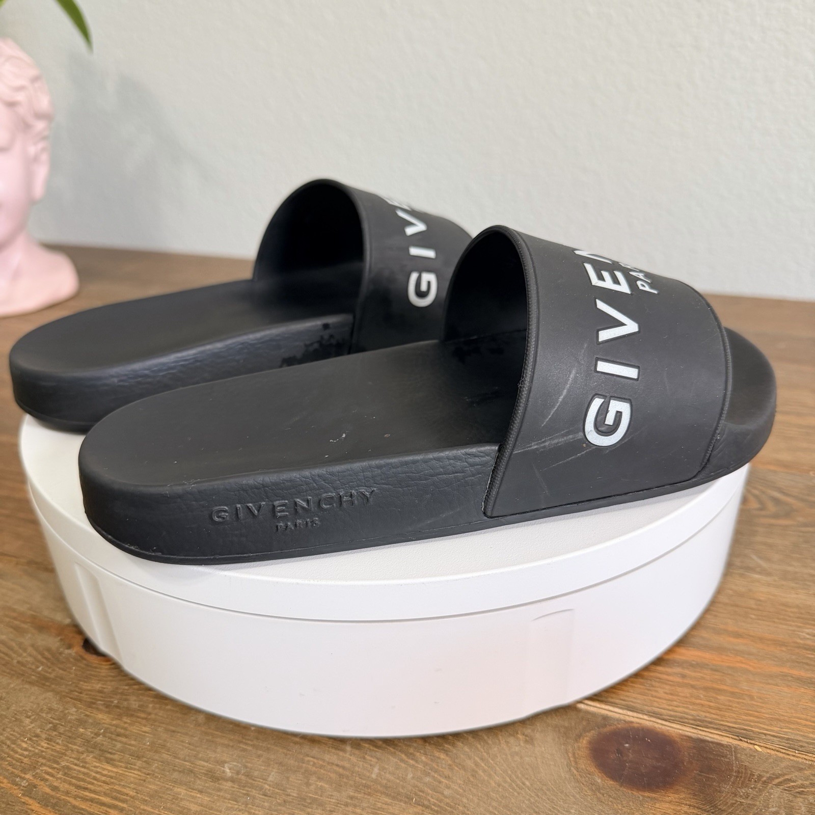 Givenchy Paris Black Women’s Rubber Flat Slides Sandals Size 37 Made In Italy