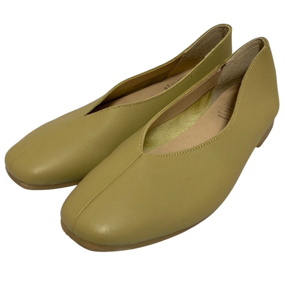 Recipe V-cut square soft leather flat shoes, 9.1″” in yellow-green. Women USED