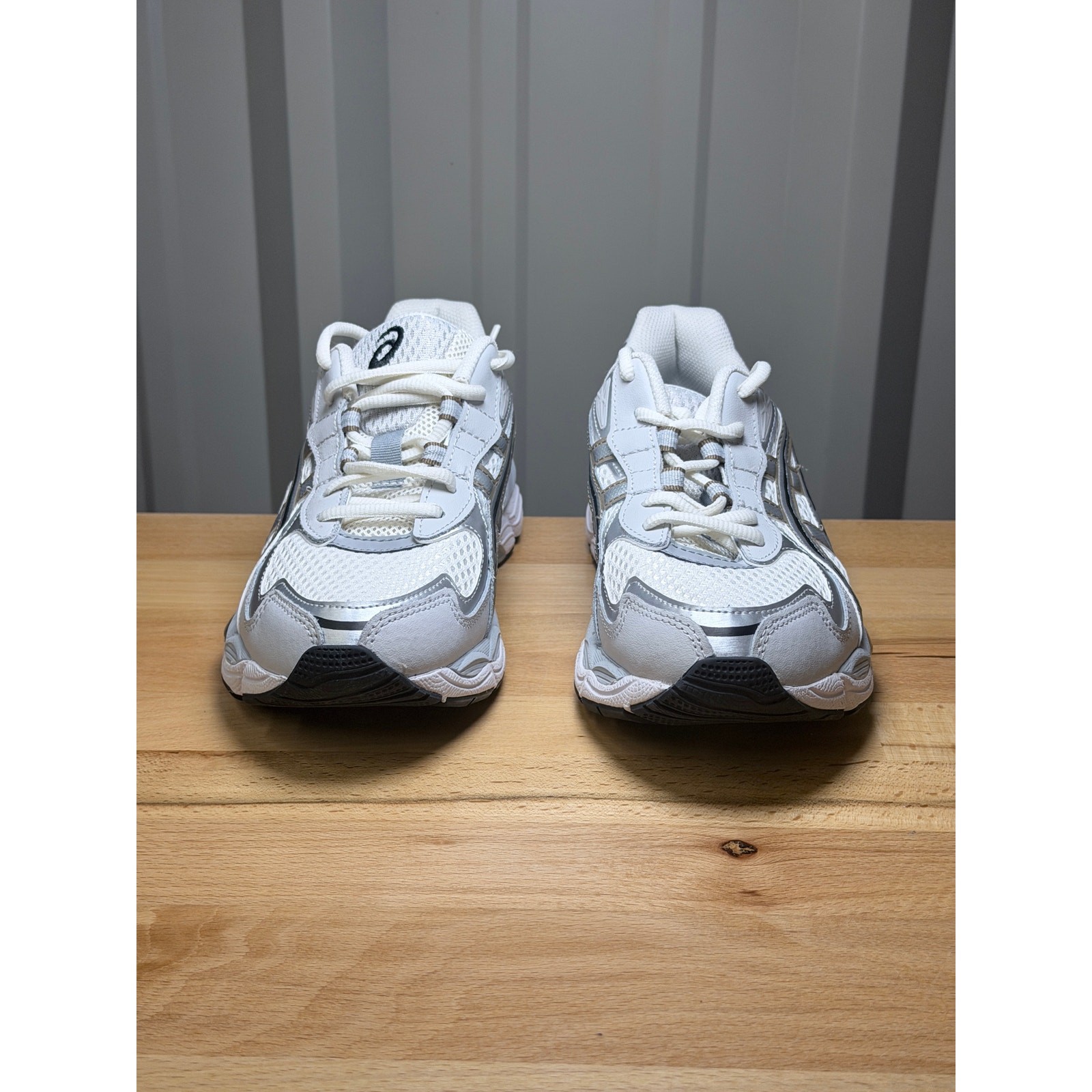 ASICS Gel NYC 2055 Men’s Cream / Pure Silver Size 6 New!