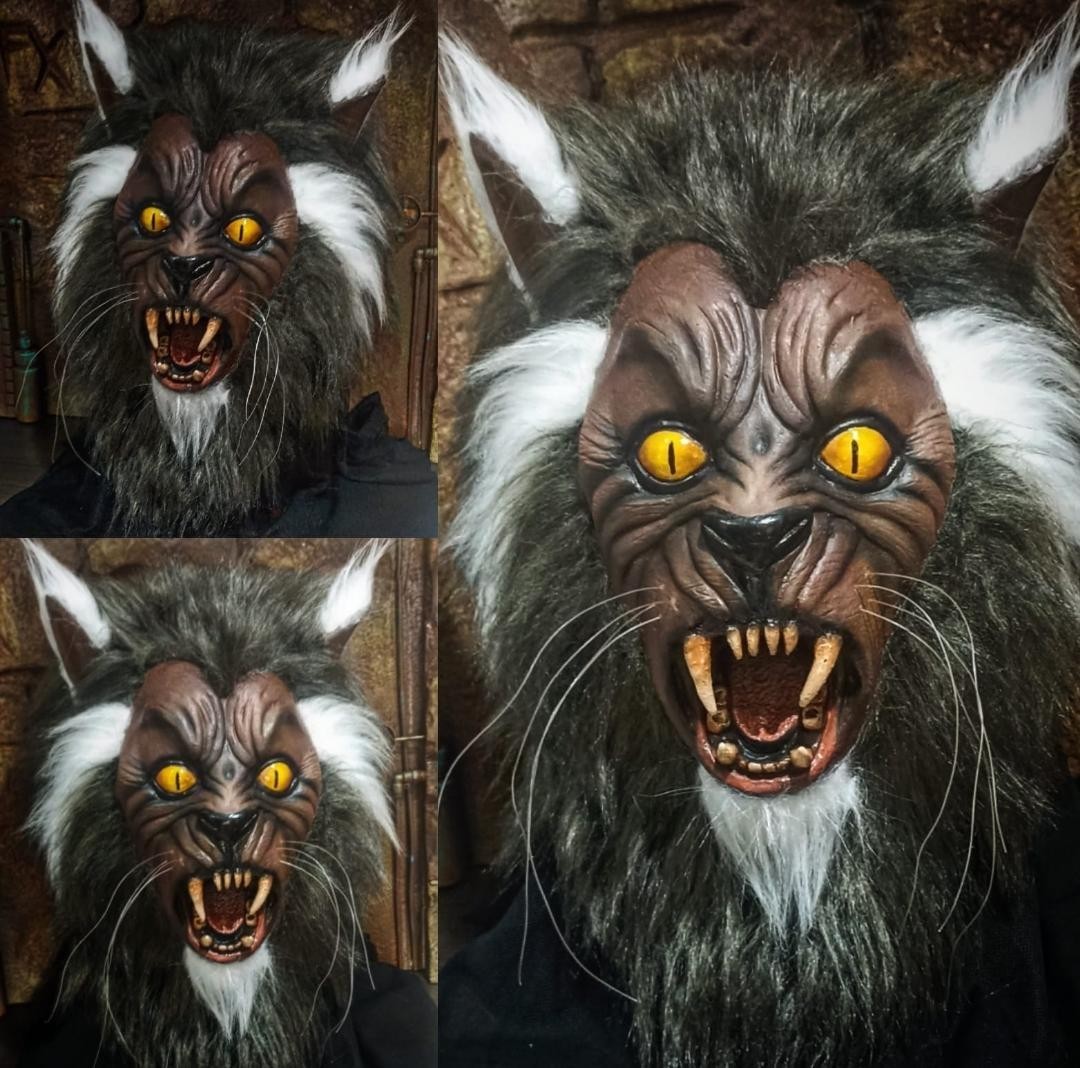 Michael Jackson Thriller (Werewolf Mask + Hands) Iconic 80s Pop Culture Horror