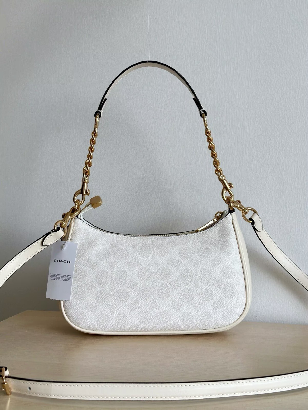 New Coach Teri Shoulder Bag In Signature Canvas Crossbody bag CV933 !